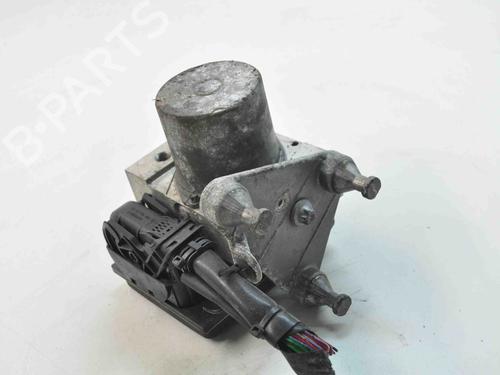 Used ABS pump MERCEDES-BENZ E-CLASS Convertible (A207) E 200 CGI (207.448) (184 hp) 30210945