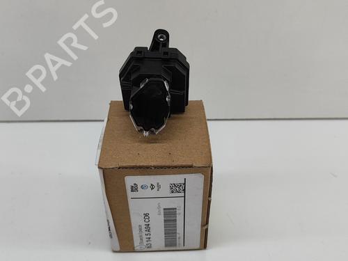 Used Interior roof light MERCEDES-BENZ B-CLASS Sports Tourer (W245) B 180 CDI (245.207) (109 hp) 28557226