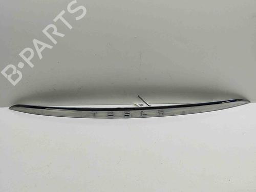 Used Tailgate trim TESLA MODEL X (5YJX) P100D AWD (772 hp) 28435559