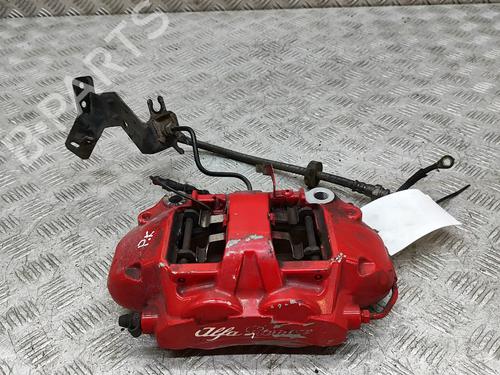 Used Left front brake caliper Left front brake caliper ALFA ROMEO GIULIA (952_) 2.0 (952ABA25B) (200 hp) 36068130 36068130