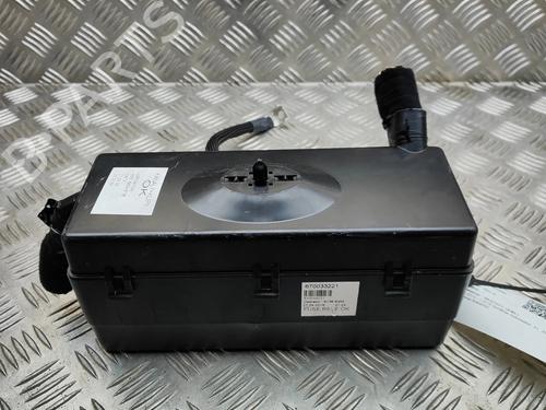 Used Fuse box Fuse box 38756562 38756562