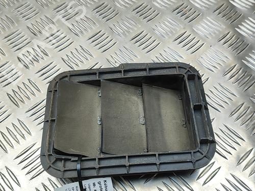 Grill TOYOTA PRIUS (_W3_) 1.8 Hybrid (ZVW30) (136 hp) 28956350