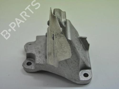 Used Engine mount Engine mount BMW 3 Touring (F31) 330 i (252 hp) 30284588 30284588