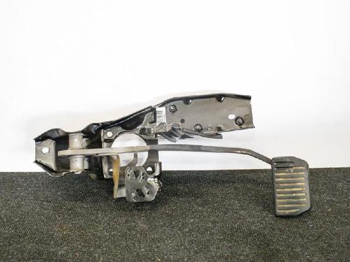 bremsepedal VOLVO V70 III (135) D5 (185 hp) 6748537