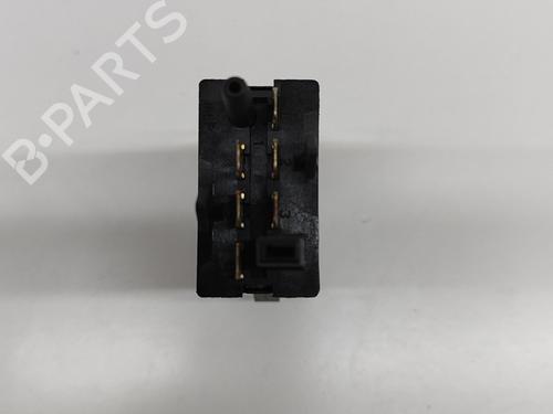 Switch VW NEW BEETLE Convertible (1Y7) 2.5 | BP23865416I30 