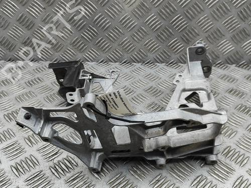 Used Crossmember Crossmember MERCEDES-BENZ C-CLASS T-Model (S205) C 350 e (205.247) (279 hp) 33378208 33378208