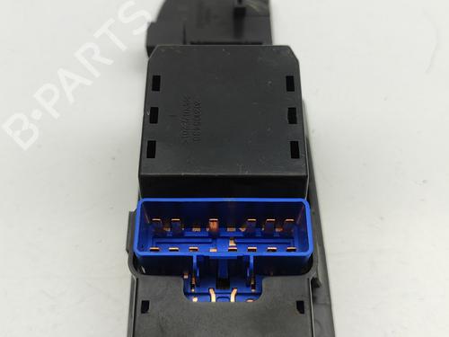 Right front window switch CHEVROLET CAPTIVA (C100, C140) 2.0 D 4WD | BP28101920I26 