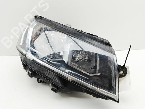 Used Right headlight VW TRANSPORTER T6 Van (SGA, SGH, SHA, SHH) 2.0 TDI (90 hp) 29945317
