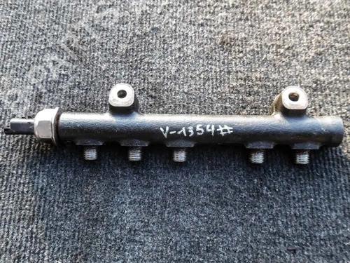 Used Injection rail Injection rail FORD C-MAX II (DXA/CB7, DXA/CEU) 1.6 TDCi (115 hp) 6717996 6717996