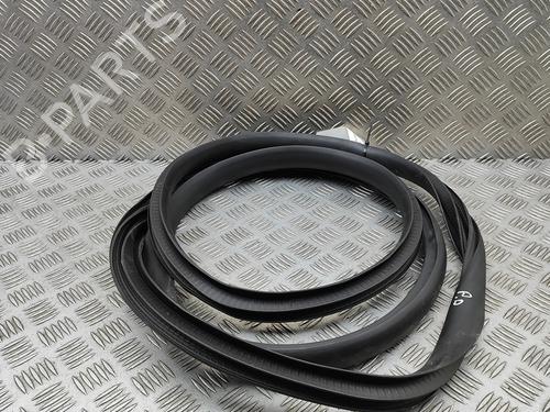 Gummiliste TESLA MODEL Y (5YJY) Long Range All-wheel Drive | BP33378929C142 - Image 3
