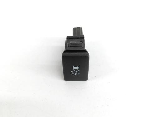 Used Switch Switch TOYOTA LAND CRUISER PRADO (_J15_) 2.8 D-4D (GDJ150_, GDJ155_, GDJ150, GDJ151) (177 hp) 17444741 17444741