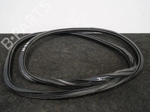 Gummiliste Gummiliste AUDI A6 C7 (4G2, 4GC) 2.0 TDI (150 hp) 14658685 14658685