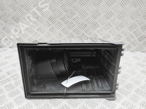 Used Air filter box Air filter box VW TRANSPORTER T5 Bus (7HB, 7HJ, 7EB, 7EJ) 2.0 TDI (102 hp) 40114248 40114248