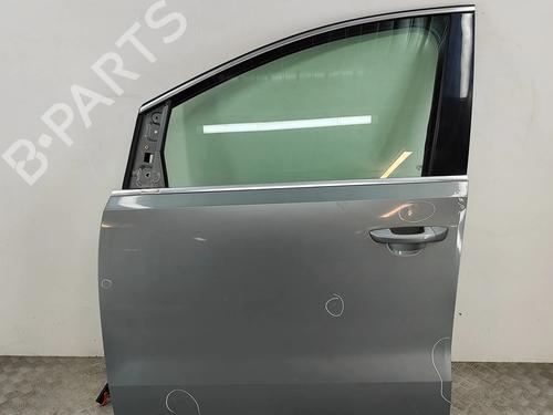 Used Left front door Left front door 27933437 27933437