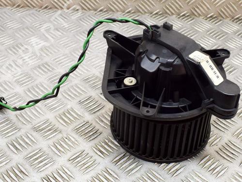 Heater blower motor JEEP GRAND CHEROKEE III (WH, WK) 3.7 V6 4x4 | BP27762505M62 