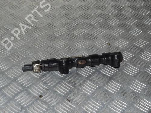 Used Injection rail CITROËN C4 I (LC_) 1.6 HDi (90 hp) 6718730