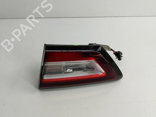 right-tailgate-light-renault-clio-iv-bh_-2012-2013-2014-2015-2016-2017-2018-2019-2020-2021-24818996 main image