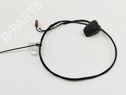 Used Antenna/Base Antenna/Base OPEL VIVARO B Van (X82) 1.6 CDTI (05) (116 hp) 36068105 36068105