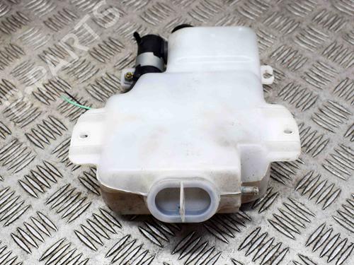 Used Windscreen washer tank MITSUBISHI PAJERO III (V7_W, V6_W) 3.8 4WD (218 hp) 27755232
