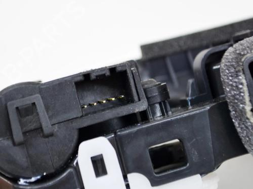 Air vent TESLA MODEL Y (5YJY) EV Performance All-wheel Drive | BP27752615I21 - Image 3