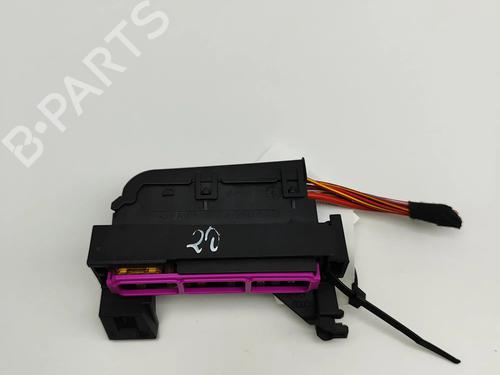 fuse-box-audi-q7-4mb-4mg-4mq-2015-25999829 main image