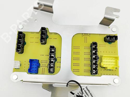 Fuse box ASTON MARTIN DBX 4.0 All-wheel Drive | BP36809492E1 - Image 6
