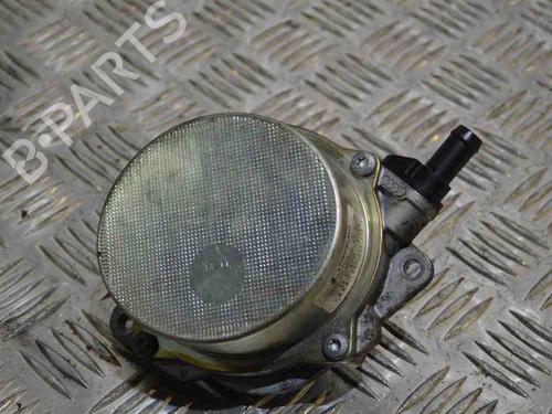 Used Vacuum pump VW TOUAREG (7P5, 7P6) 4.2 V8 TDI (340 hp) 6724859
