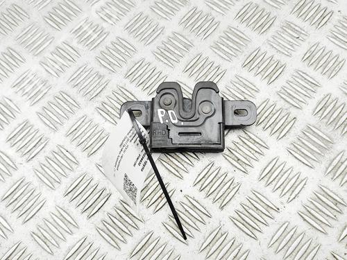 hood-lock-volvo-v40-hatchback-525-2012-2013-2014-2015-2016-2017-2018-2019-34136576 main image