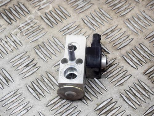 Used Electronic sensor TESLA MODEL 3 (5YJ3) EV (261 hp) 27756152