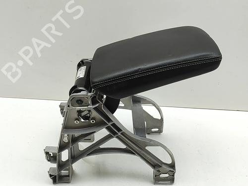 Armlæn AUDI A5 Sportback (F5A, F5F) 2.0 TFSI quattro (252 hp) 32061594