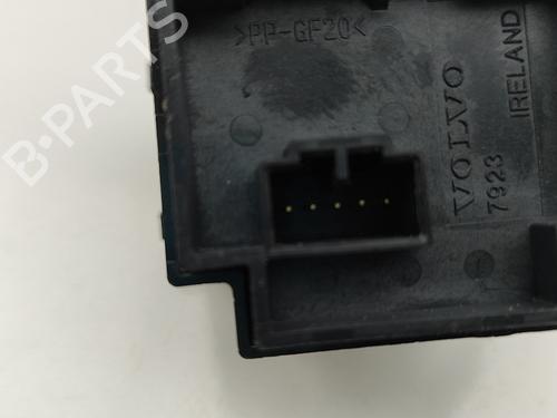 Switch VOLVO XC40 (536) Recharge AWD | BP29076121I30 