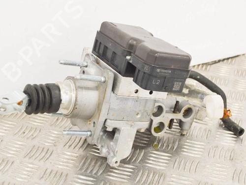 Brake master cylinder TOYOTA C-HR (_X1_) 1.8 Hybrid (ZYX10_, ZYX11_) | BP14664535M77 