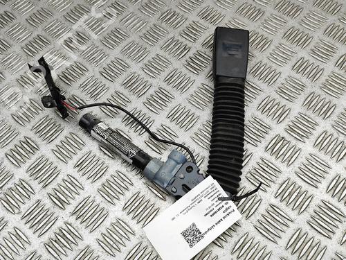 Seat buckle BMW 5 Touring (F11) M 550 d xDrive | BP30004896I32 