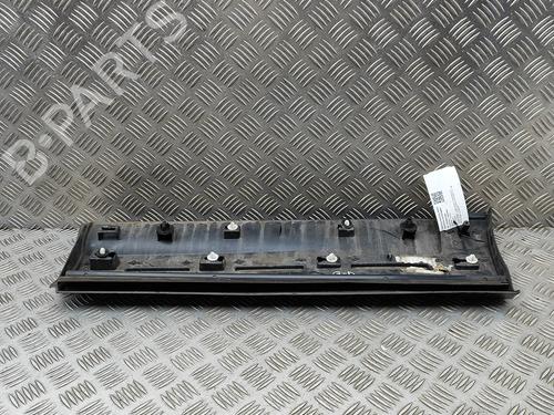 Door moulding trim LAND ROVER DISCOVERY V (L462) 3.0 Td6 4x4 | BP30178178C150 