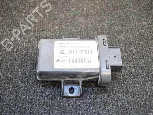Used Electronic module VOLVO V70 III (135) D5 (185 hp) 6748488