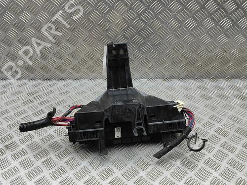 Used Fuse box TESLA MODEL X (5YJX) 90D AWD (525 hp) 31297399