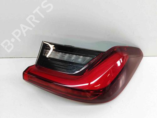 Used Right taillight BMW 3 Touring (G21, G81) 330 e Plug-in-Hybrid (292 hp) 30108075