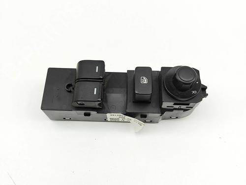 Right front window switch MAZDA MX-5 IV (ND__) 2.0 (ND2E, ND6E) | BP37402731I26 - Image 2