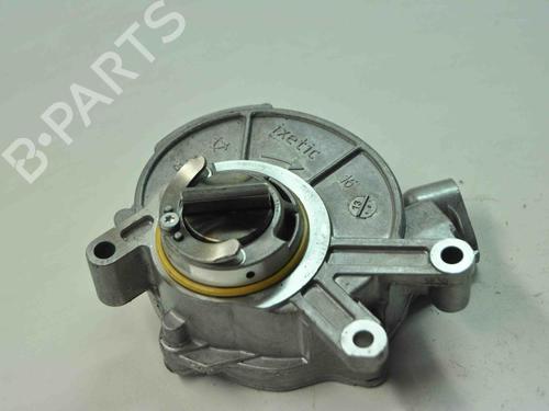 Used Vacuum pump BMW 7 (G11, G12) 750 i, Li (449 hp) 30258755