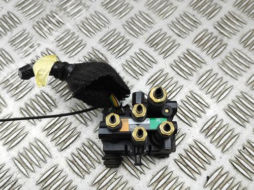 Used Electronic module LAND ROVER DEFENDER Station Wagon (L663) P525 4x4 (525 hp) 32525571