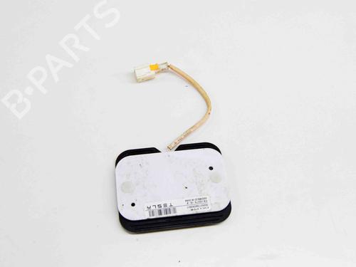 Elektronik Modul für TESLA MODEL S (5YJS) 85 (367 hp) 11681894