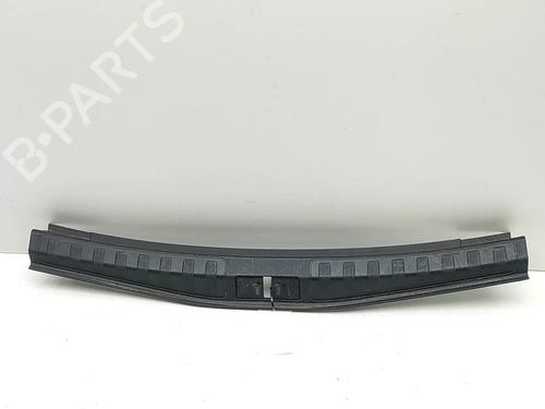 Used Tailgate trim Tailgate trim ALFA ROMEO STELVIO (949_) 2.2 D Q4 (949.AXB2A) (209 hp) 33625193 33625193