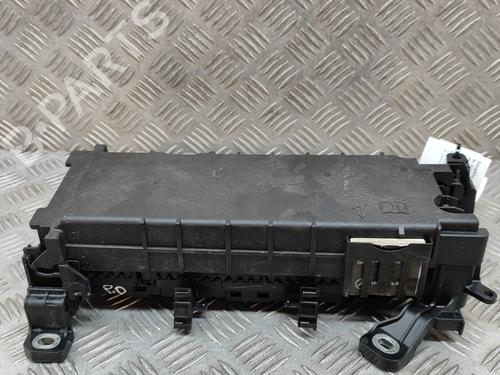 Used Fuse box MERCEDES-BENZ CLA Shooting Brake (X117) CLA 200 CDI / d (117.908) (136 hp) 16872886