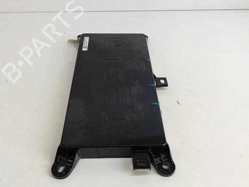 Electronic module TESLA MODEL X (5YJX) P100D AWD | BP19255976M83