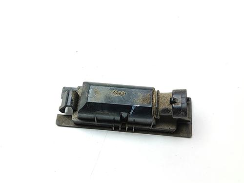Licence plate light CHEVROLET CAMARO Convertible 6.2 | BP40042592I40 - Image 2