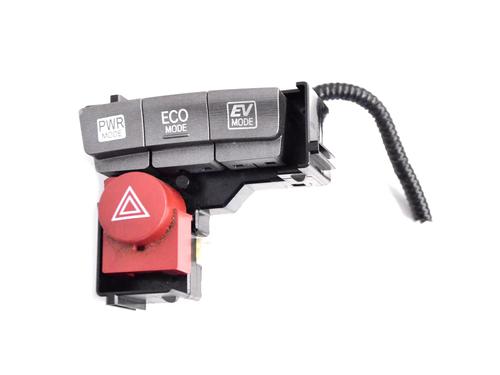 switch-toyota-prius-_w3_-2008-2009-2010-2011-2012-2013-2014-2015-2016-33351107 main image