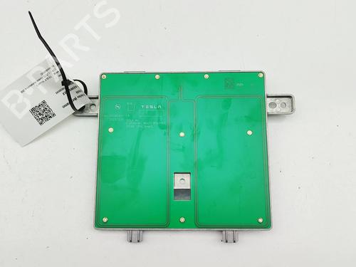 Electronic module TESLA MODEL 3 (5YJ3) EV | BP33388492M83 - Image 4