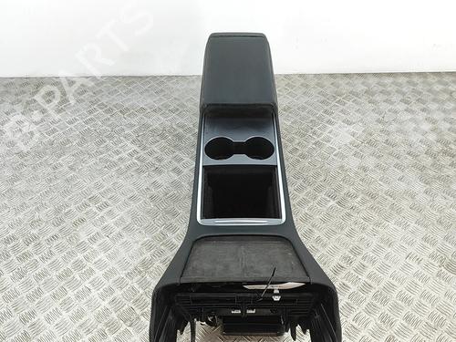 Midtkonsoll TESLA MODEL Y (5YJY) EV Performance All-wheel Drive | BP34701417I22 - Image 4