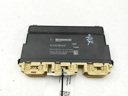 Used Control unit Control unit MERCEDES-BENZ CLA (C118) CLA 180 (118.384) (136 hp) 40486512 40486512