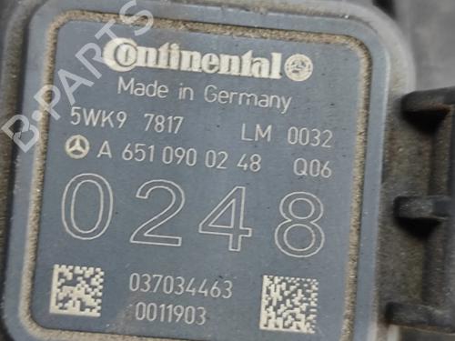 Mass air flow sensor MERCEDES-BENZ E-CLASS Convertible (A207) E 250 CDI / BlueTEC / d (207.403, 207.404) | BP28674864M95